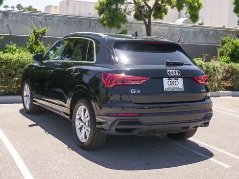 Used 2025 Audi Q3 2.0T Premium w/ Convenience Package AWD/4WD image 8