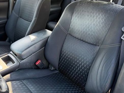 Used 2016 Nissan Altima 2.5 SV w/ Convenience Package FWD image 8