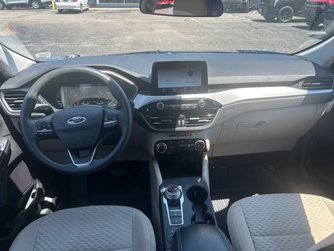 Used 2022 Ford Escape SE FWD image 15