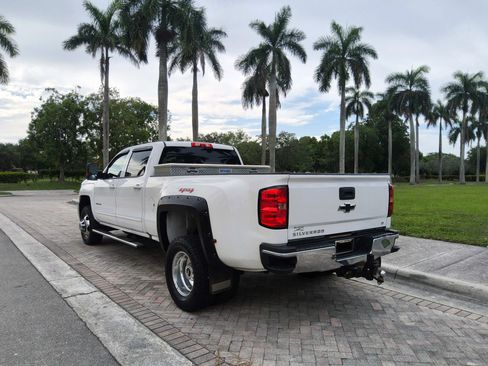 Used 2016 Chevrolet Silverado 3500 LT w/ LT Convenience Package AWD/4WD image 17