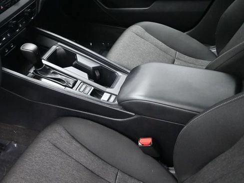 Certified 2025 Honda Accord LX image 18