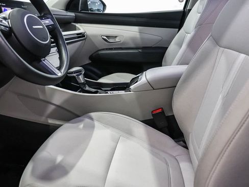 Used 2025 Hyundai Tucson SEL FWD image 17