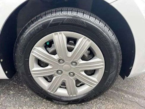 Used 2023 Kia Rio LX FWD image 11