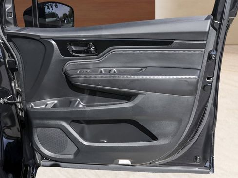 Used 2021 Honda Odyssey Elite image 33