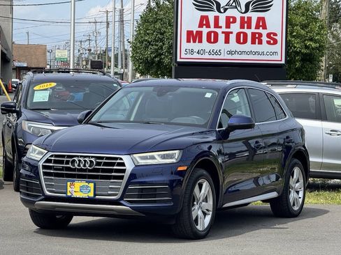 Used 2018 Audi Q5 2.0T Premium Plus w/ Premium Plus Package AWD/4WD image 3
