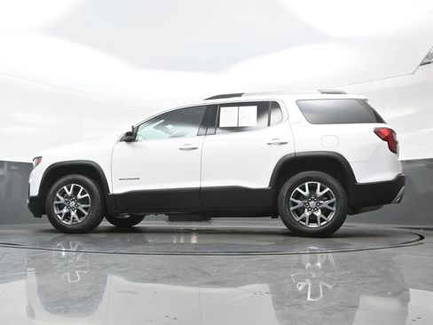Used 2023 GMC Acadia SLT AWD/4WD image 30