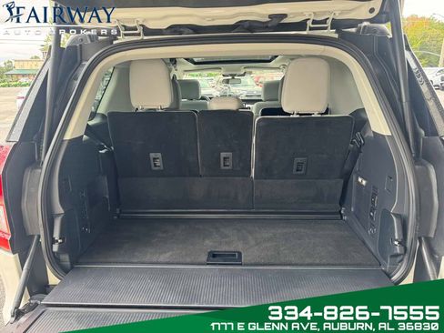 Used 2025 Ford Expedition Active image 29