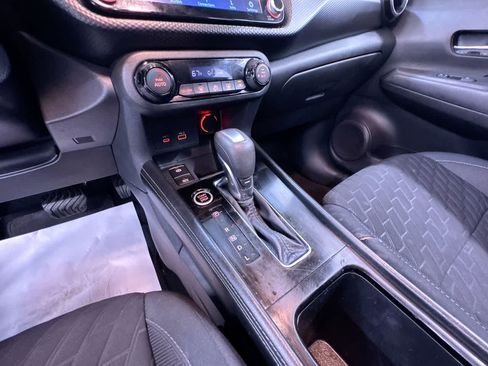 Used 2021 Nissan Kicks SV FWD image 30