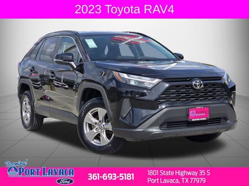 Used 2023 Toyota RAV4 XLE image 1