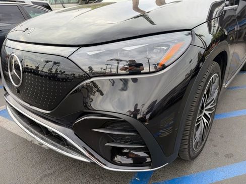 Used 2023 Mercedes-Benz EQE 500 4MATIC SUV image 4