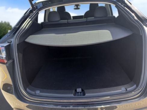 Used 2024 Tesla Model Y Long Range AWD/4WD image 14