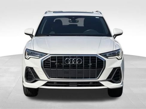 Used 2025 Audi Q3 2.0T Premium AWD/4WD image 2