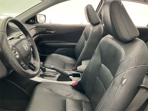 Used 2013 Honda Accord Touring image 17