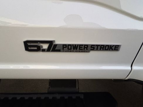 Used 2024 Ford F250 XLT image 28