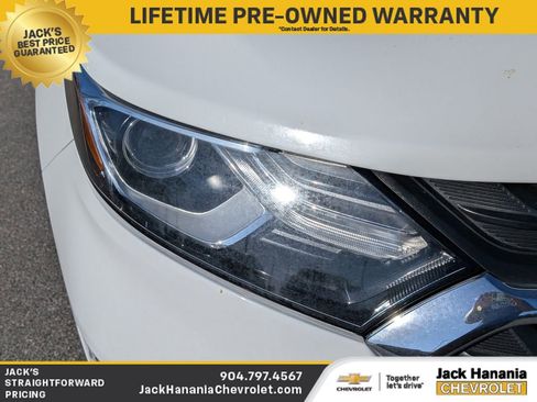 Used 2021 Chevrolet Equinox LS w/ LS Convenience Package image 9