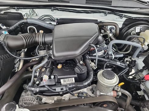 Used 2023 Toyota Tacoma SR image 9