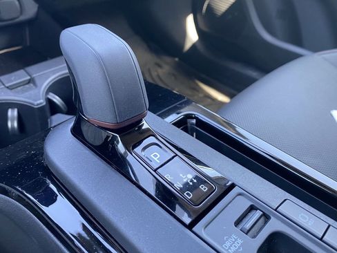 Used 2023 Toyota Prius Prime image 10