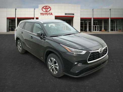 New 2026 Toyota Highlander XLE image 29