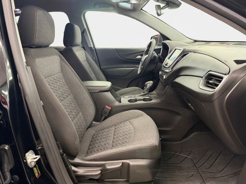 Used 2024 Chevrolet Equinox LT w/ LPO, Floor Liner Package AWD/4WD image 12