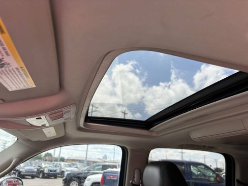 Used 2010 Chevrolet Suburban LTZ AWD/4WD image 26