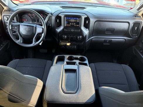 Certified 2021 Chevrolet Silverado 1500 Custom Trail Boss w/ LPO, Dark Essentials Package AWD/4WD image 16