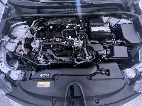 Used 2024 Toyota Corolla LE w/ LE Convenience Package image 11