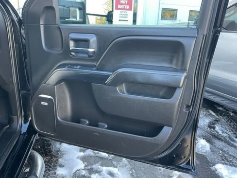 Used 2018 GMC Sierra 3500 Denali w/ Duramax Plus Package image 28