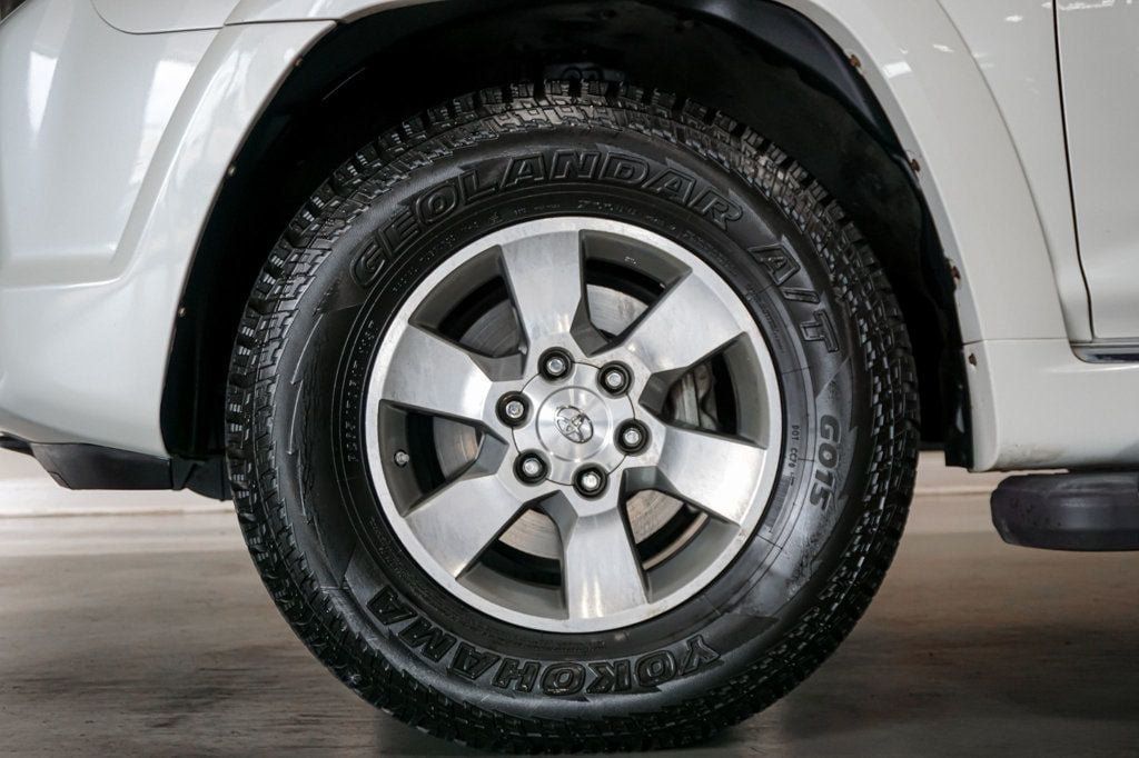 Used 2011 Toyota 4Runner SR5 w/ Convenience Pkg AWD/4WD image 43