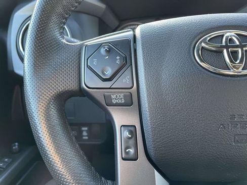 Used 2022 Toyota Tacoma TRD Sport w/ Technology Package image 26