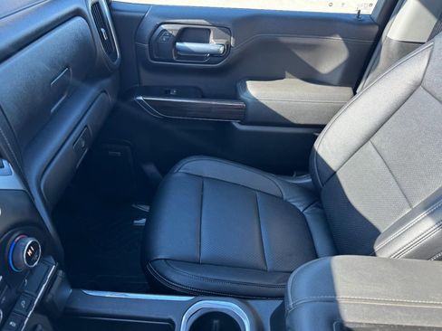 Used 2020 Chevrolet Silverado 1500 RST image 13