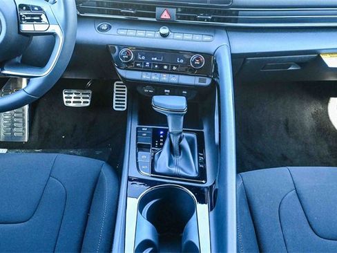 New 2026 Hyundai Elantra Sport image 16