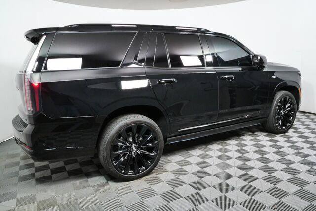 Certified 2026 Cadillac Escalade Platinum Sport w/ LPO, ONYX Package AWD/4WD image 2