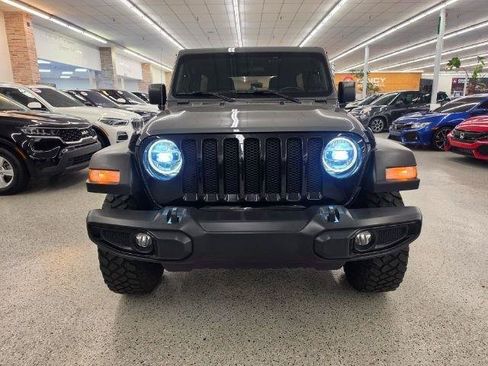 Used 2020 Jeep Wrangler Unlimited Sport AWD/4WD image 3