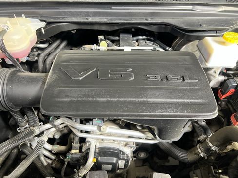 Used 2023 RAM 1500 Big Horn AWD/4WD image 29
