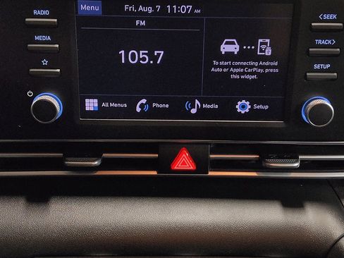 Used 2024 Hyundai Elantra SE FWD image 25