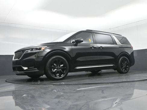 Used 2024 Kia Carnival SX Prestige image 79