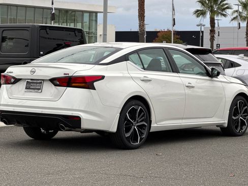 New 2025 Nissan Altima 2.5 SR w/ SR Premium Package image 4