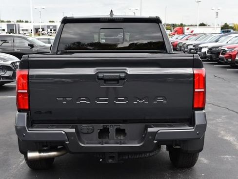 Used 2025 Toyota Tacoma TRD Off-Road w/ TRD Off Road Upgrade Package AWD/4WD image 6