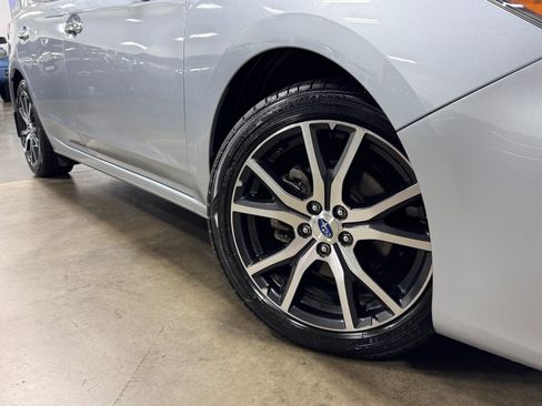 Used 2017 Subaru Impreza 2.0i Limited w/ Moonroof/BSD & Rcta/Eyesight AWD/4WD image 19