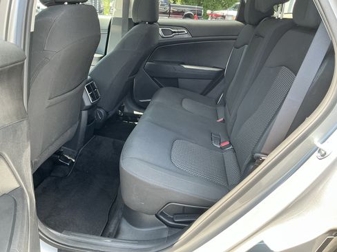 Certified 2023 Kia Sportage LX AWD/4WD image 10