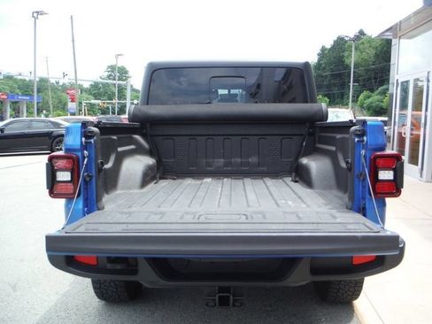 Used 2020 Jeep Gladiator Overland w/ Popular Equipment Package AWD/4WD image 19
