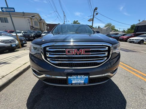 Used 2019 GMC Acadia SLT AWD/4WD image 2