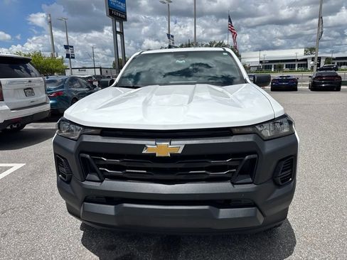 Used 2024 Chevrolet Colorado W/T w/ WT Convenience Package RWD image 2