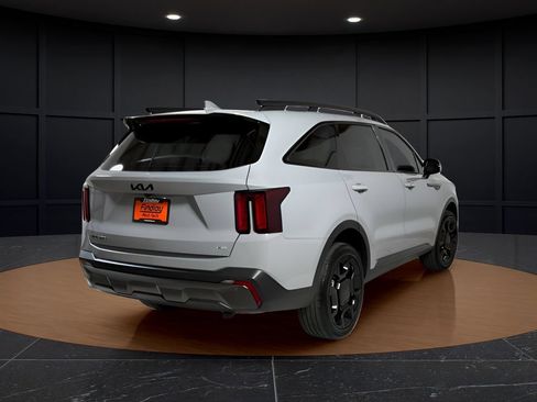 Used 2025 Kia Sorento X-Line EX AWD/4WD image 7