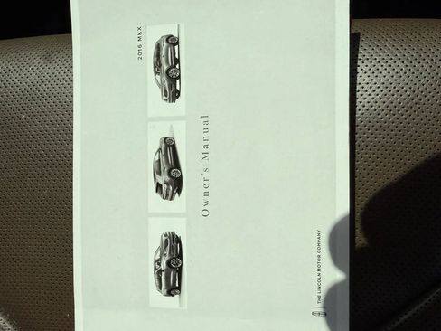 Used 2016 Lincoln MKX Reserve image 37