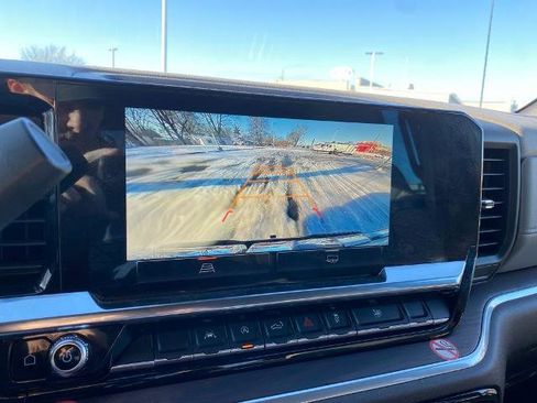 Used 2025 GMC Sierra 1500 SLT image 21