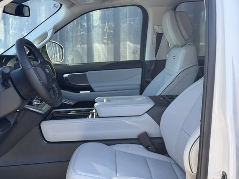 New 2026 Ford Expedition Max Platinum w/ Platinum Ultimate Package AWD/4WD image 25