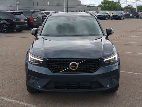 Used 2026 Volvo XC40 B5 Core w/ Protection Package Premier AWD/4WD image 9