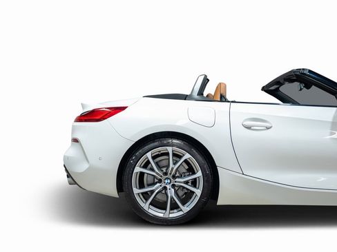 Used 2019 BMW Z4 sDrive30i image 26