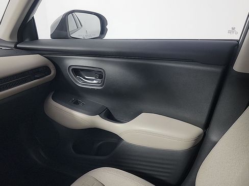 Certified 2023 Honda HR-V LX image 20